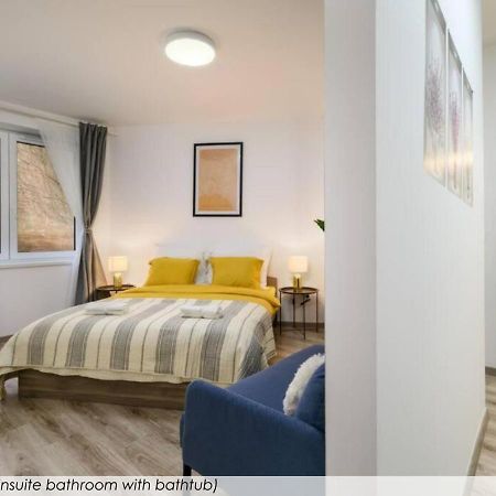 B101 - Liberty Bridge Lovely Home With Free Parking ブダペスト エクステリア 写真
